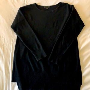 Women’s Banana Republic Black Chase Step Hem sweater